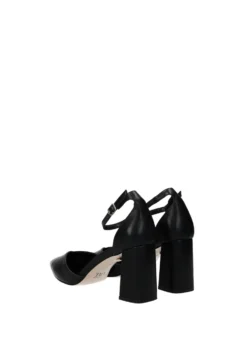 Décolleté><noscript><img width=
