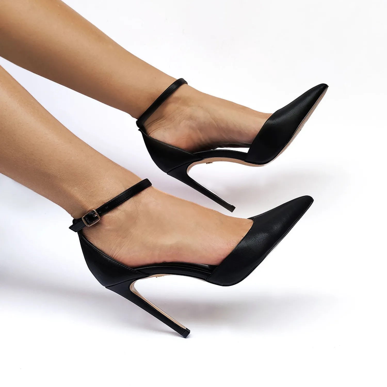 Décolleté>Tata Italia Décolleté con cinturino alla caviglia. Tacco alto 10cm Nero