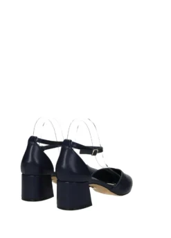 Décolleté><noscript><img width=