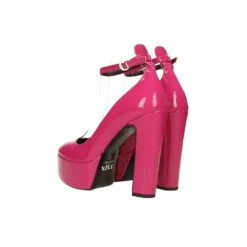Décolleté><noscript><img width=