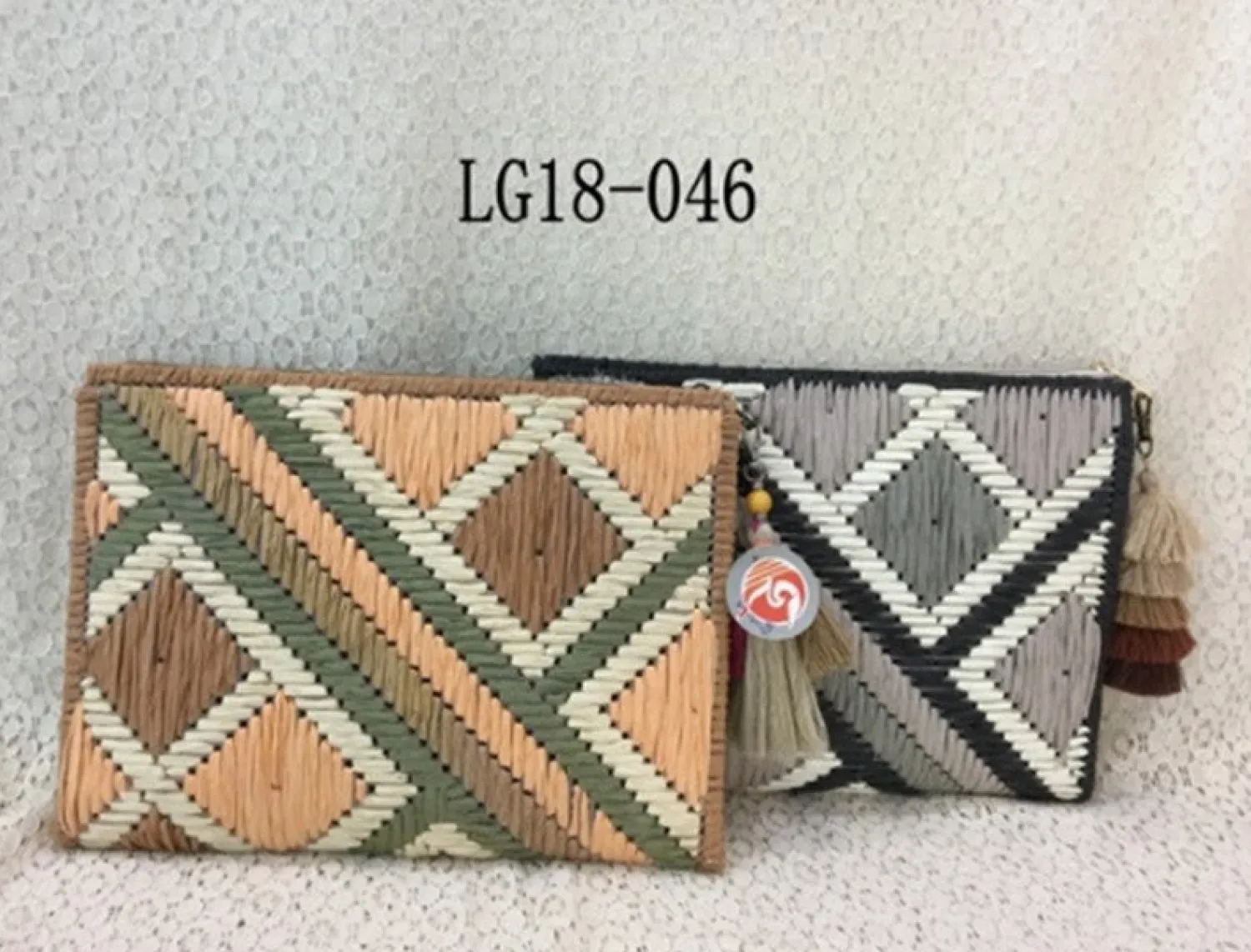 Pochette>Tata Italia Pochette in paglia intrecciata con motivi geometrici