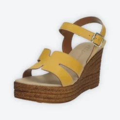 Sandali>Tata Italia Sandali con zeppa. Made in Italy.Tacco alto 8cm Giallo