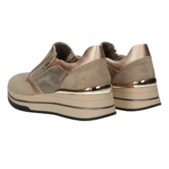 Sneakers|Articoli In Promozione><noscript><img width=