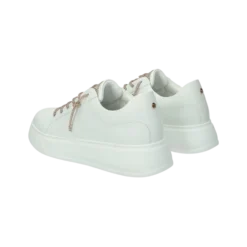 Sneakers|Articoli In Promozione><noscript><img width=