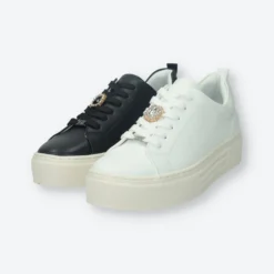 Sneakers><noscript><img width=