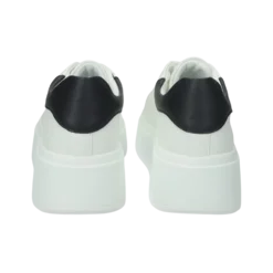 Sneakers><noscript><img width=