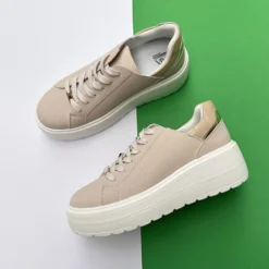 Sneakers><noscript><img width=