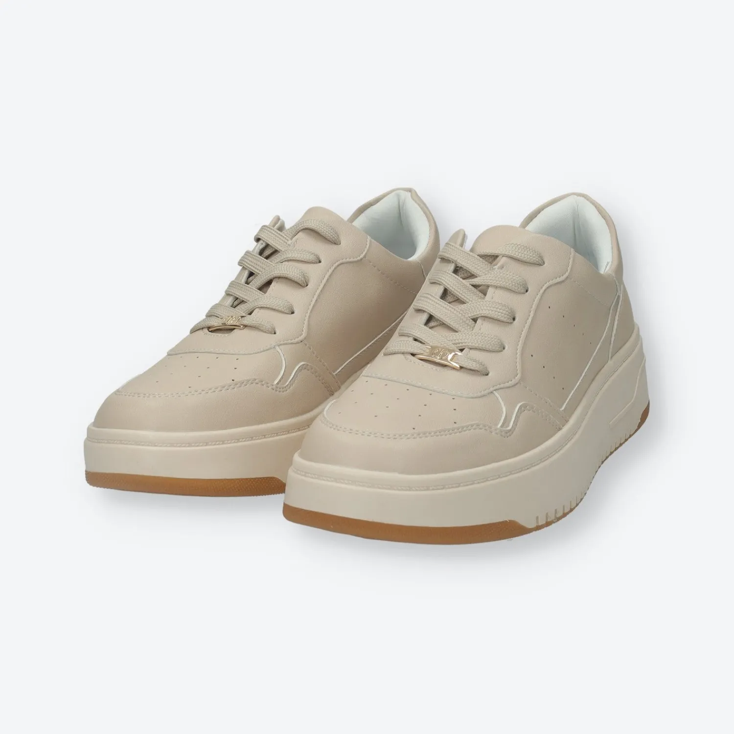 Sneakers>Tata Italia Sneakers con tomaia traforata.Tacco alto 3 cm