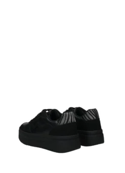 Sneakers><noscript><img width=
