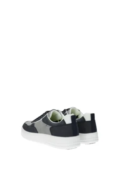 Sneakers><noscript><img width=