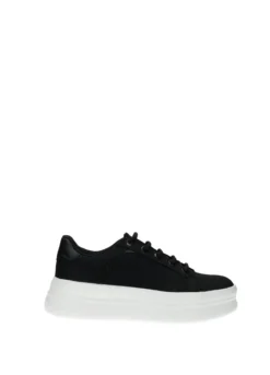 Sneakers><noscript><img width=