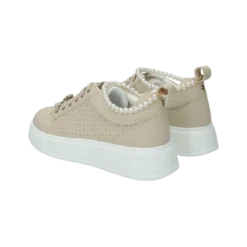 Sneakers><noscript><img width=