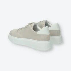Sneakers><noscript><img width=